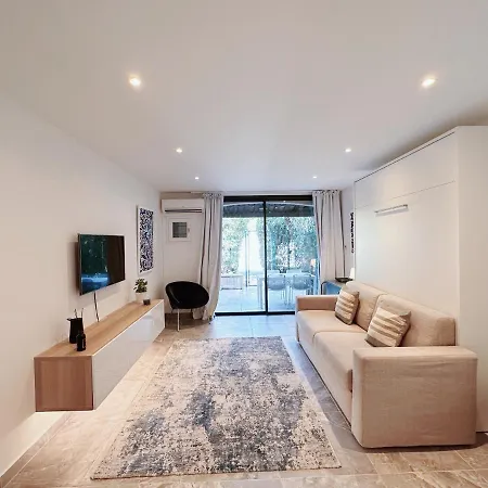 Apartment Moderne Dans Le Golfe De Saint-tropez